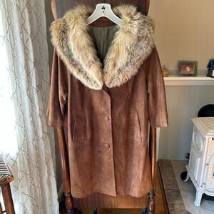 Vintage Highlander Leather winter coat Brown w/ Fur Collar M/L